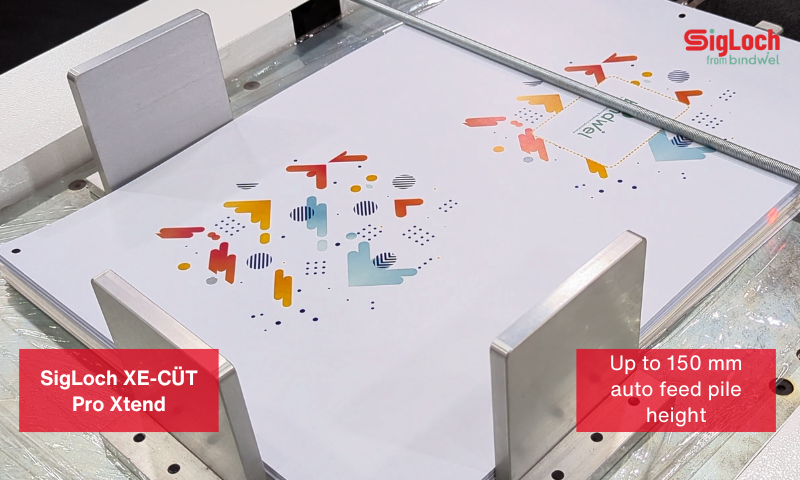 SigLoch XE-CUT digital flatbed cutting machine with automatic sheet feeder loading 150mm pile